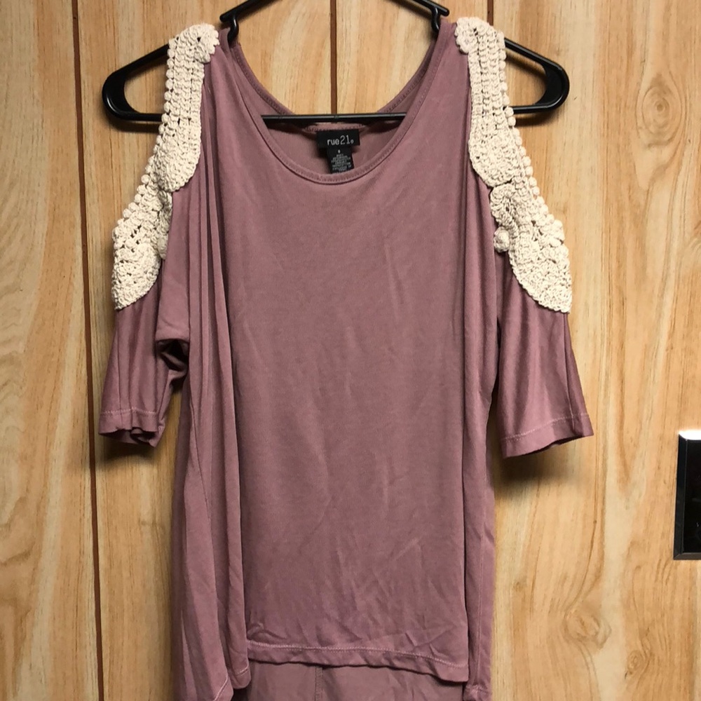Rue 21 shirt